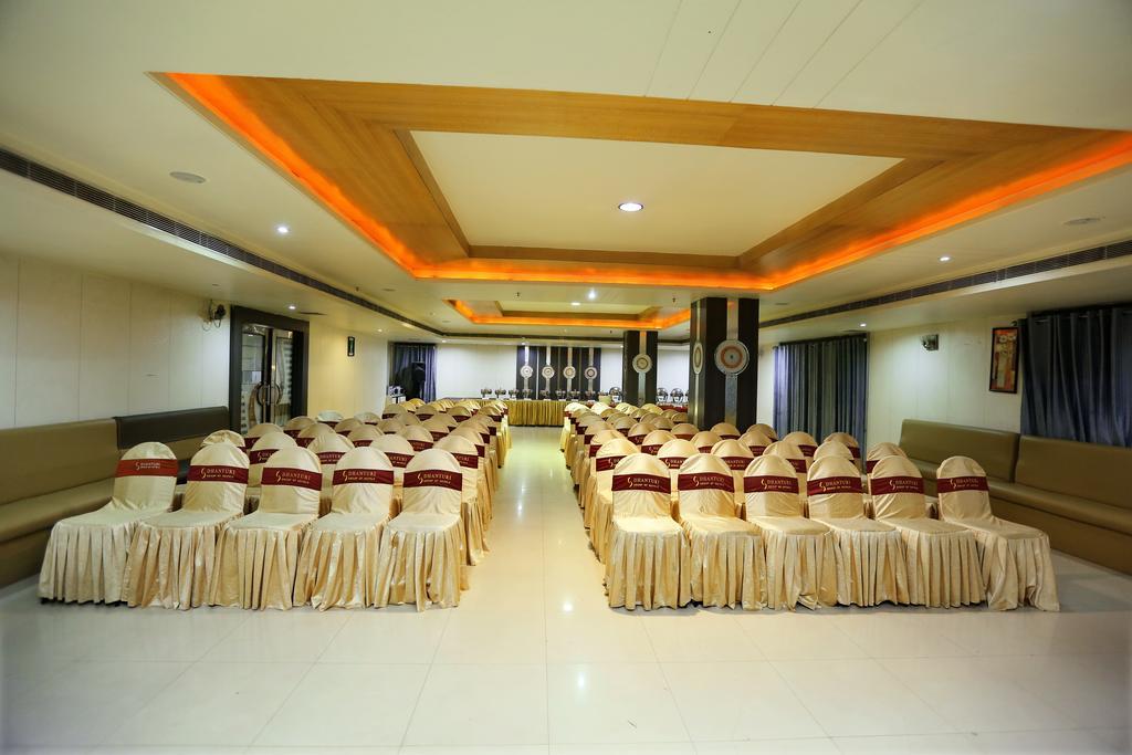 Hotel Sitara Grand Hyderabad Eksteriør billede