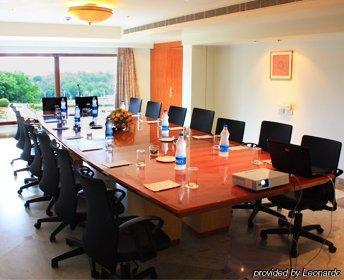Hotel Sitara Grand Hyderabad Eksteriør billede