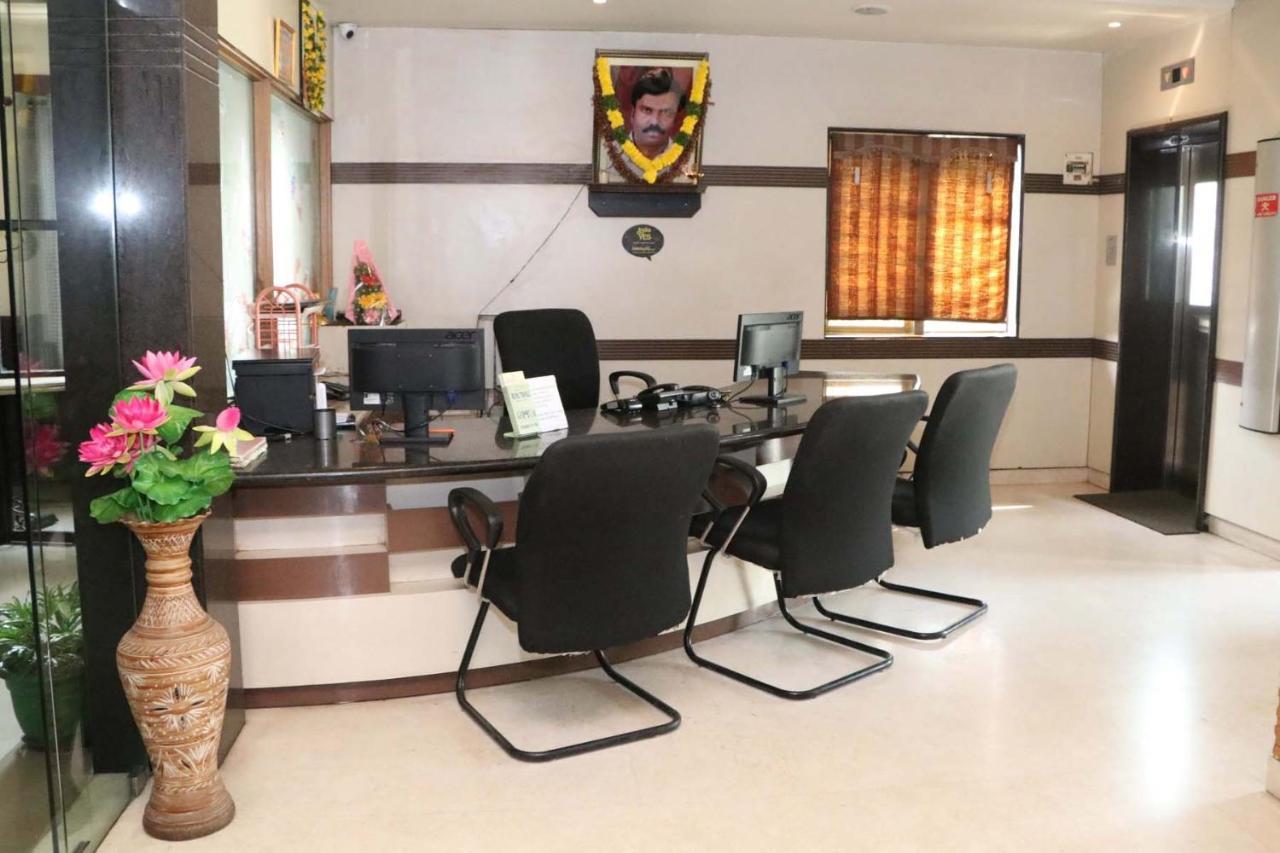 Hotel Sitara Grand Hyderabad Eksteriør billede